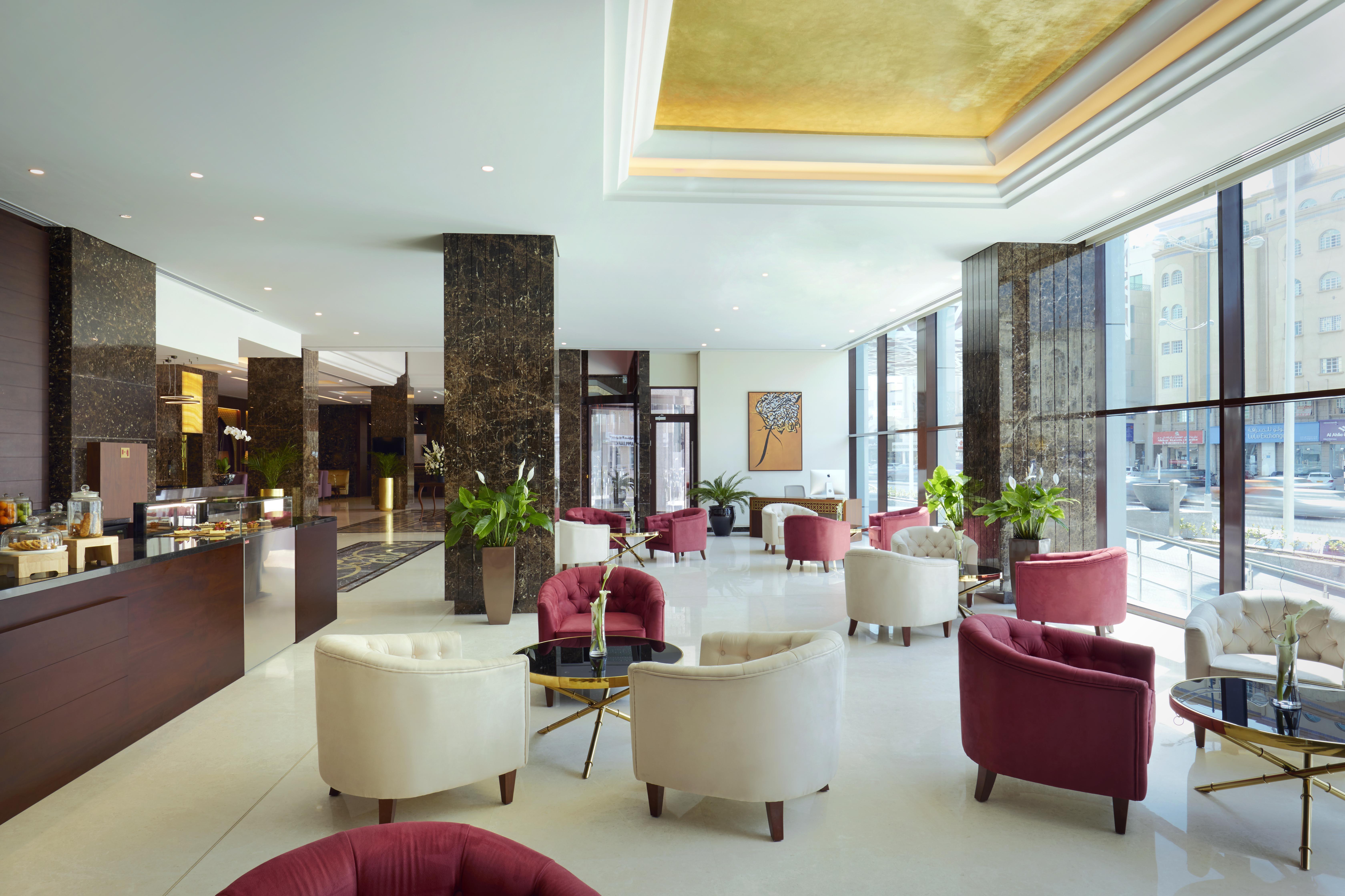 Royal Tulip Muscat Hotel Luaran gambar